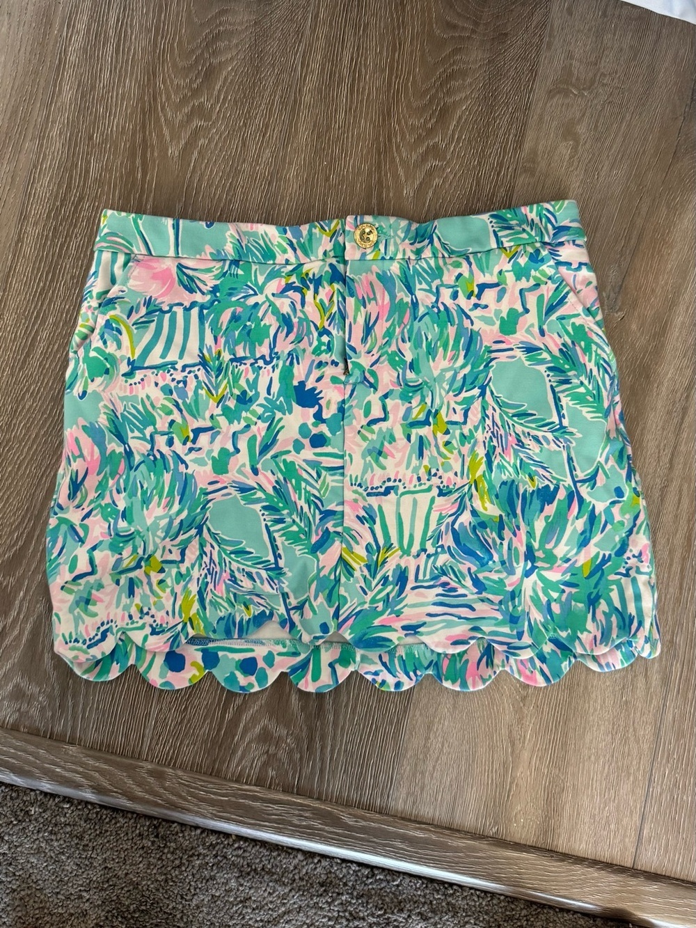 Lilly Pulitzer Pastel Tropical Print Scallop Hem Shorts - Teal, Pink, Blue